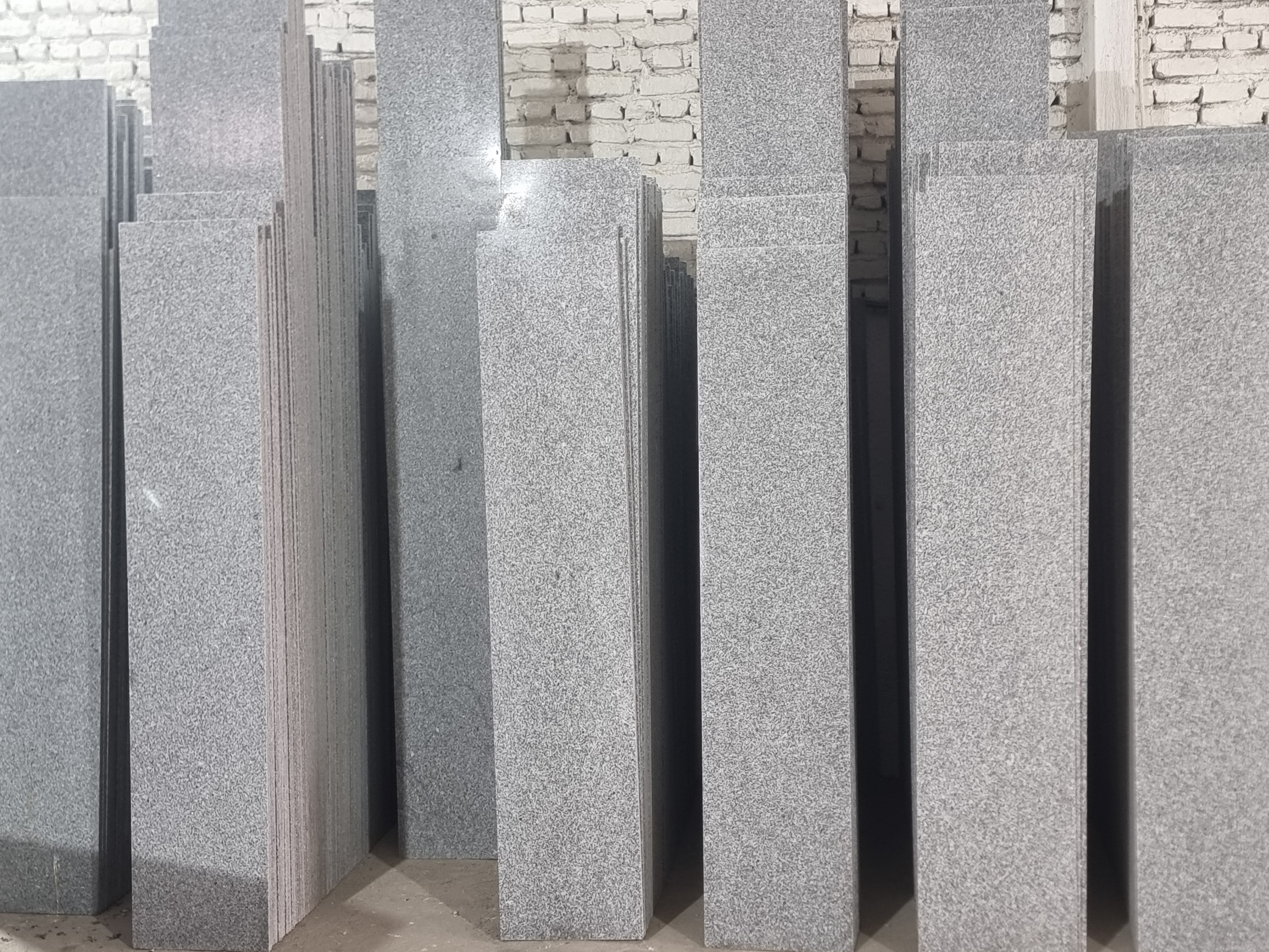 ۴۰ طولی گرانیت مروارید مشهد