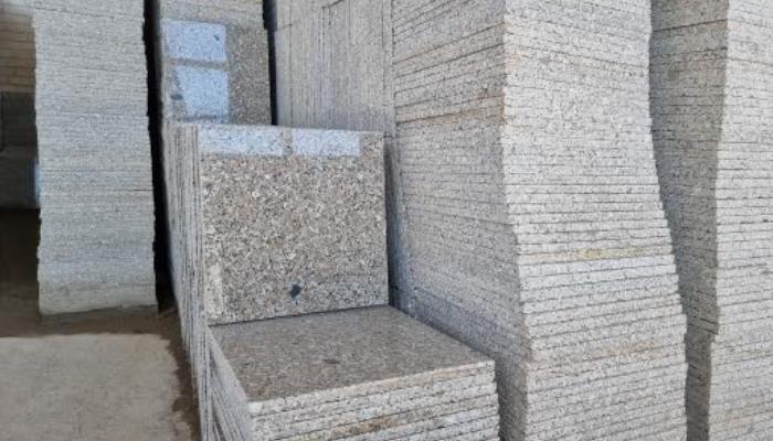 سنگ فرشی 40*40 گرانیت هلویی تایباد